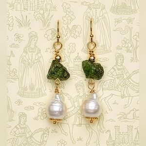 Genuine Rough Peridot & Freshwater Baroque Pearl In Elegant Gold Plated Earrings